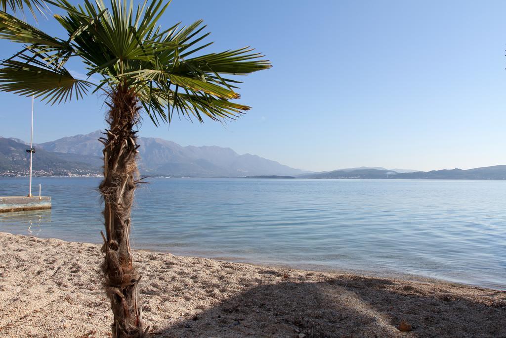 Hotel Azzurro Herceg Novi Extérieur photo
